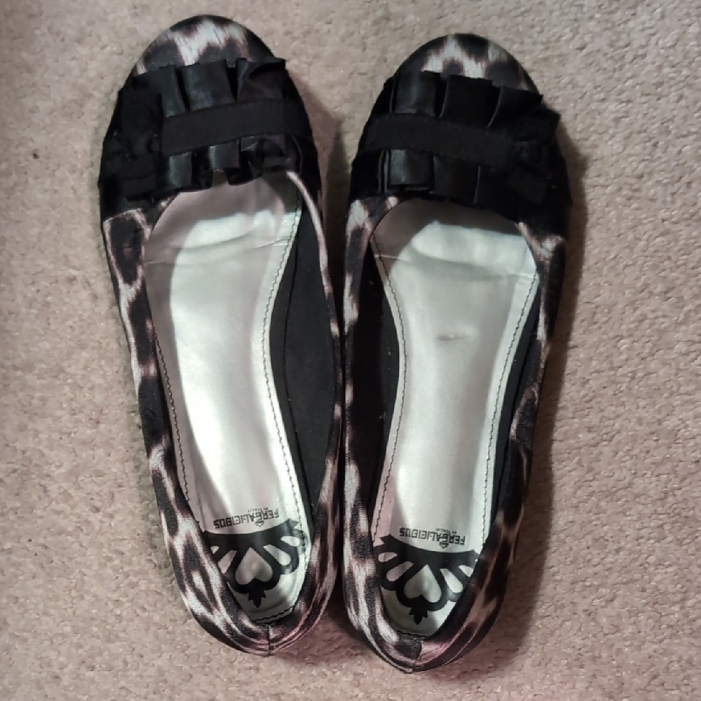 Fergalicious By Fergie Women's Black and White Flats